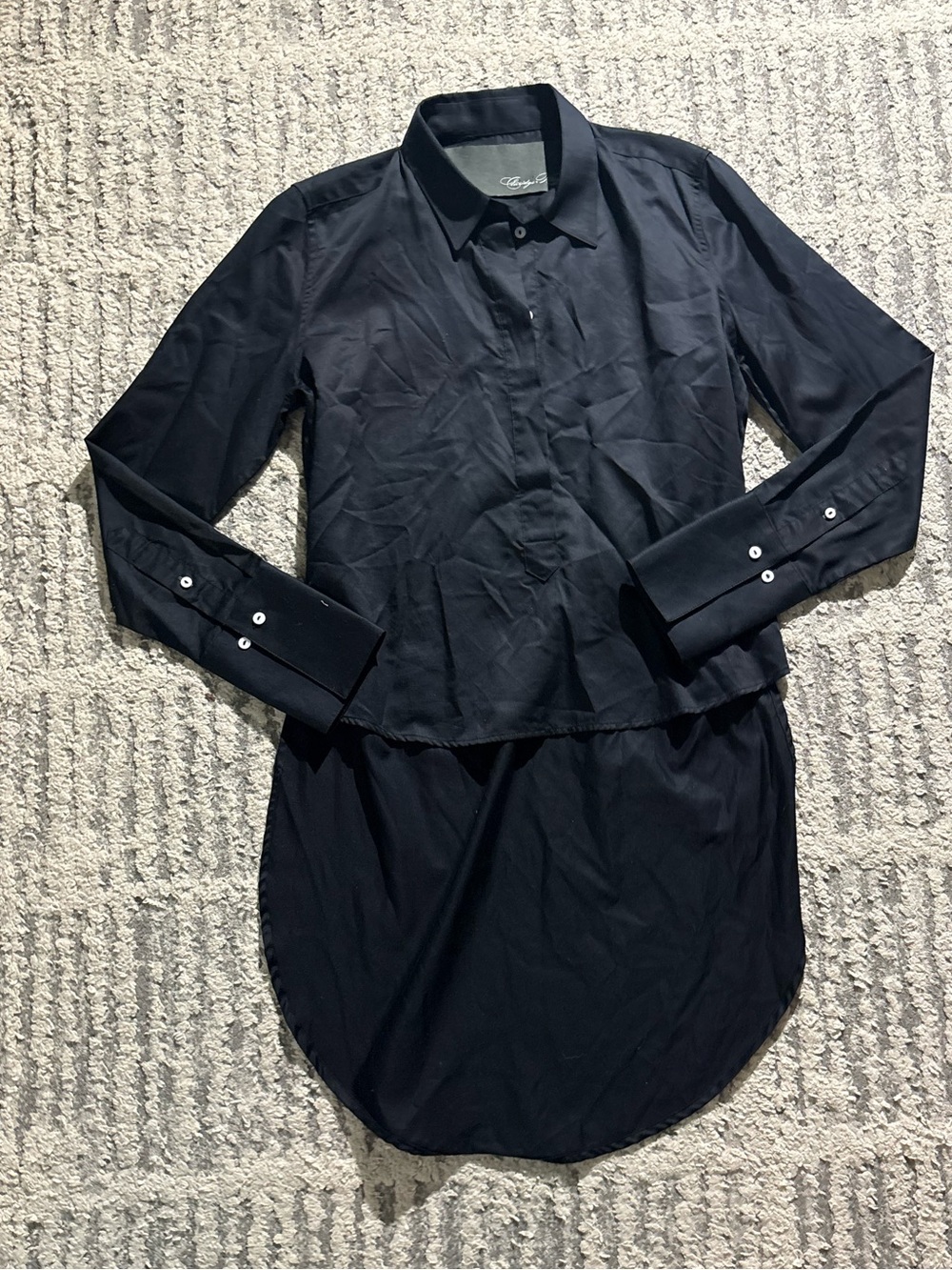 Claridge and King black high low long sleeve button down top size S
